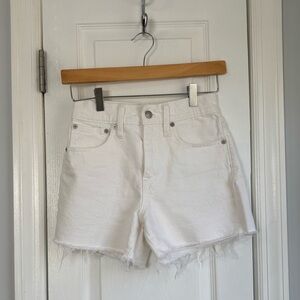 Madewell High-Rise Denim Shorts in Tile White